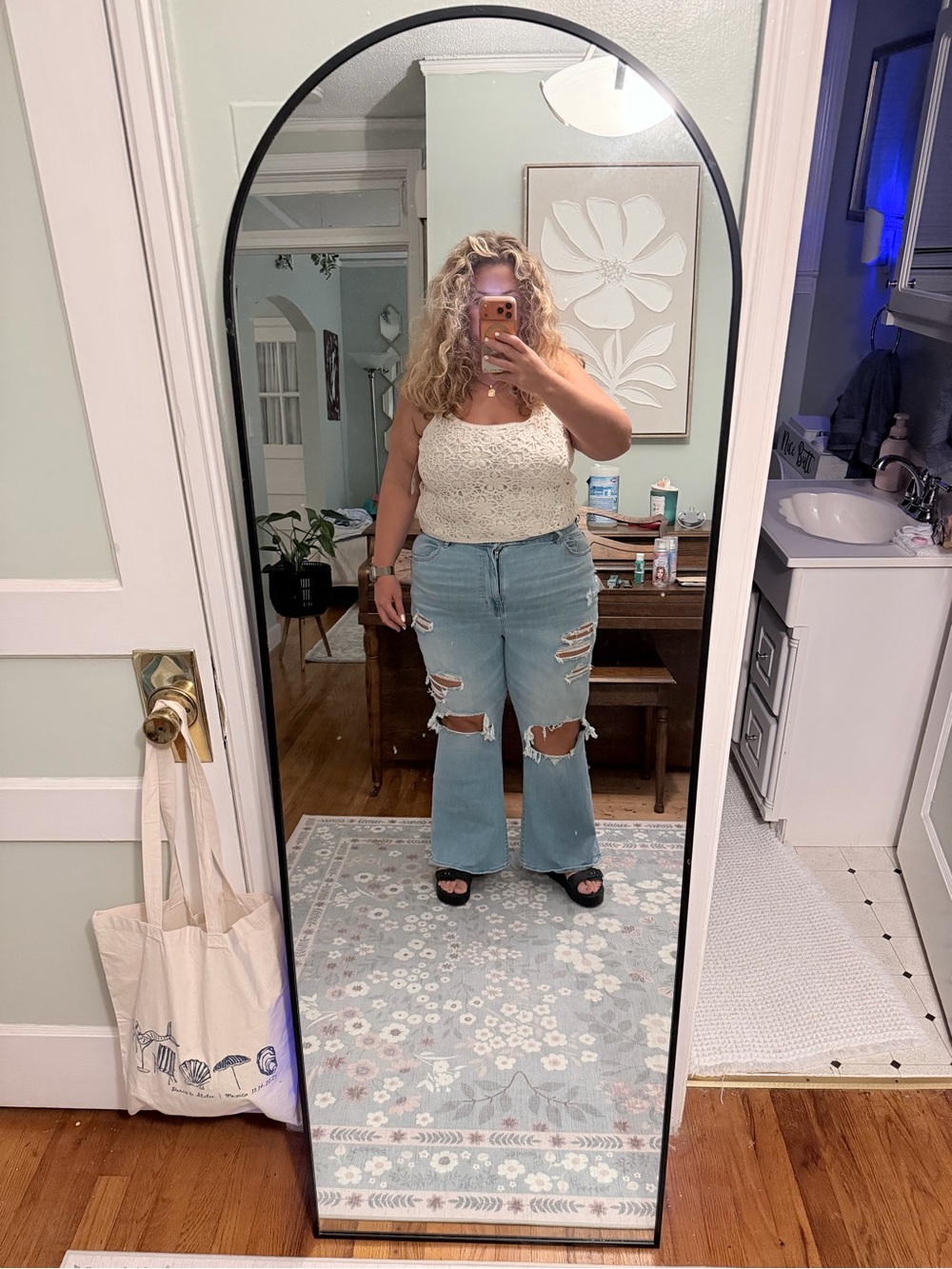 American Eagle Outfitters Light Blue Distressed Wide-Leg Jeans